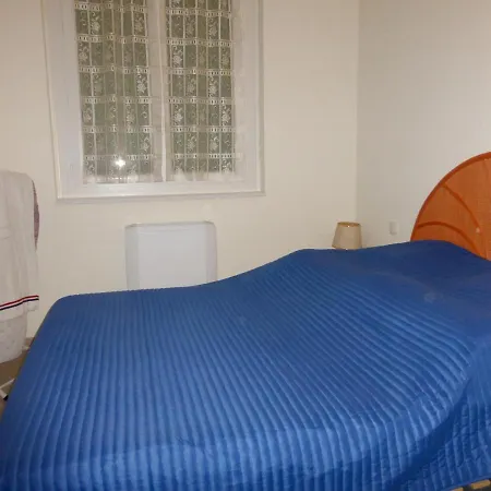 Daire De 2 Chambres A A 50 M De La Plage Avec Piscine Partagee Et Terrasse Amenagee