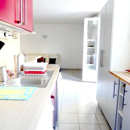 De 2 Chambres A A 50 M De La Plage Avec Piscine Partagee Et Terrasse Amenagee * Agde