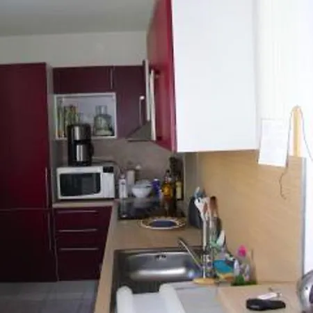 De 2 Chambres A A 50 M De La Plage Avec Piscine Partagee Et Terrasse Amenagee * Agde